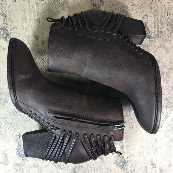 Dolce Vita Harvie Ankle bootie - Picture 7 of 15